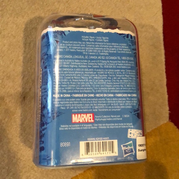 Marvel‘s Wasp Mighty Muggs/New - Picture 5 of 7